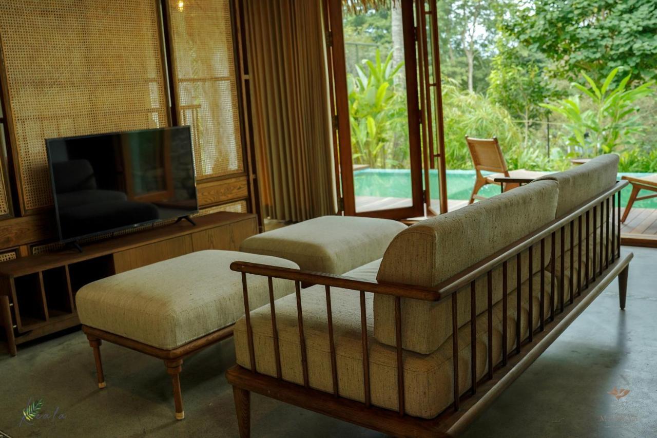 Maayaa Riverside Villa By Kpm Tripenta Attappādi 외부 사진